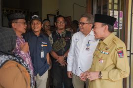 Wawako Padang tinjau Gerakan Pangan Murah di 104 Kelurahan