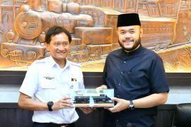 Pemkot Padang - PT KAI sepakat kerjasama terkait keselamatan transportasi hingga percantik kota