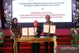 Pelantikan APHTN-HAN Jambi, UNJA Ikut Memperkuat Pendidikan Hukum dan Digitalisasi