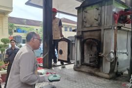 Polda Sultra musnahkan barang bukti sabu 6,2 kg