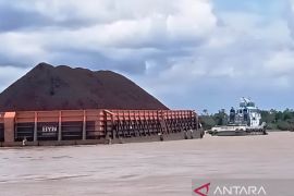 Prabowo minta pengusaha batu bara dan CPO fokuskan pasar domestik