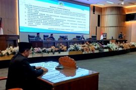 Bupati Shalahuddin pastikan cadangan pangan daerah prioritaskan produk lokal