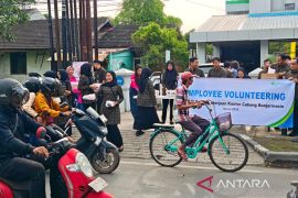 BPJS Ketenagakerjaan Banjarmasin gelar Employee Volunteering berbagi takjil