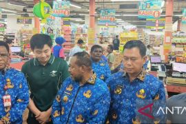 Pemerintah PBD: Stok dan harga bahan pokok jelang Idul Fitri aman