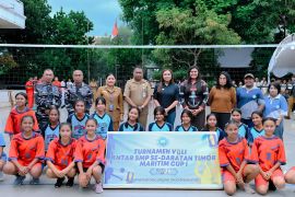 Pemkot Kupang mendukung turnamen bola voli tingkat SMP se-daratan Timor