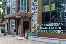 Pemkab Bojonegoro awasi perusahaan terapkan UMK 2026
