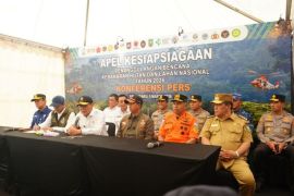 Menko Polkam: Perusahaan wajib bantu karhutla di luar konsesi