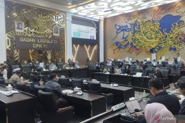 Baleg DPR sebut RUU PPRT akan wajibkan penyalur ART punya legitimasi