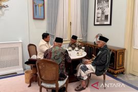 Prabowo bahas eskalasi di Teluk saat buka puasa dengan ormas Islam