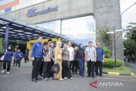 DPR minta industri masif libatkan UMKM hingga petani-peternak lokal