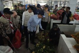 Menteri LH Hanif Faisol dorong Pemkab Bojonegoro maksimalkan pengelolaan sampah