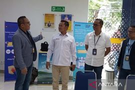 Komisaris PT TASPEN pantau penyaluran THR bagi pensiunan di Makassar