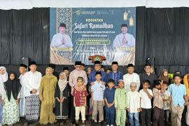 Kakanwil Kemenag NTB bawa kabar gembira bagi honorer, anak yatim dan masyarakat Dompu