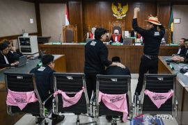 Yusril: Vonis bebas Delpedro bersifat final