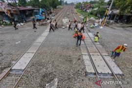 Bekasi train collision: Govt to improve railway safety at crossings
