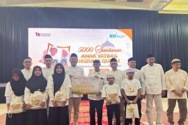 BSI berbagi: 5.000 anak yatim terima santunan serentak di seluruh Indonesia