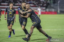 Prediksi pertandingan dan pemain Malut United vs Persis