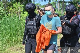 Dua WNA asal Rusia diamankan terkait kasus laboratorium gelap narkotika di Bali