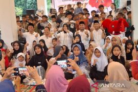 PSI ajak 100 anak yatim di Solo buka bersama