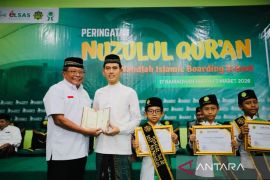 Sinar Mas wakafkan 1.000 Alquran untuk Ponpes Al-Nahdlah