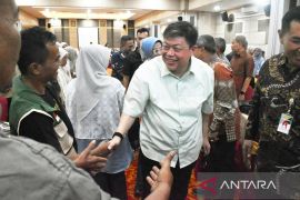 Alex Indra Lukman : Meningkatkan daya saing produk beras Indonesia dimulai dengan menekan biaya di tingkat petani