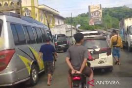 Sopir Elf Mogok dan Sweeping Taksi Gelap di Jalur Selatan Cianjur, 3 Unit Diamankan Polsek Sindangbarang