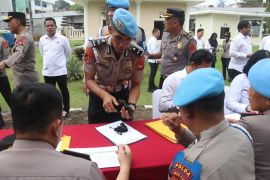 Kapolda Sumsel cek senjata api dinas personel, pastikan sesuai prosedur
