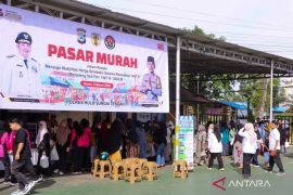 Pemkab HST-Polres sediakan bapok dengan harga subsidi lewat pasar murah