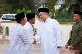 Bupati Lamandau perkuat kebersamaan dengan warga lewat Safari Ramadhan