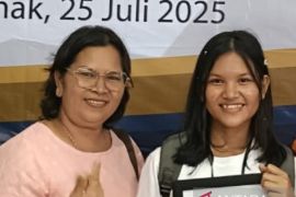 Dibalik pencabutan izin Tambang Martabe, ada mimpi mahasiswi IPB yang terancam padam