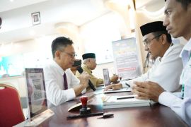 Wali Kota Pontianak ajak ASN teladani budaya berzakat