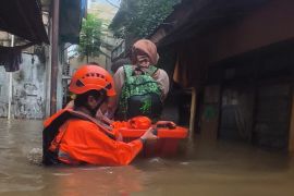Banjir di Jakarta masih rendam 16 RT dan dua ruas jalan