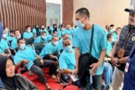51 pekerja migran kembali tiba di Pelabuhan Dumai usai dideportasi Malaysia