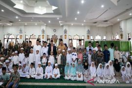 Peringatan HUT ke-27 Madina ditandai khataman Al-Qur'an dan doa bersama