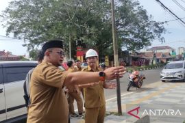 DPUTR Bangka Tengah segera normalisasi drainase permukiman Kota Kobaa