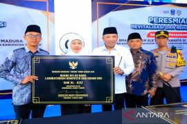 Pemprov Jatim lakukan revitalisasi 60 sekolah di Pulau Madura