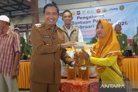 Bulog-Pemkot Madiun salurkan bantuan pangan jatah Februari-Maret 2026