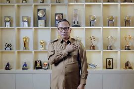 Bupati Tabalong ajak warga optimalkan layanan Bank Kalsel