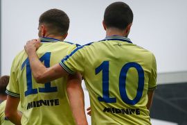 Dua tim Liga Premier tumbang