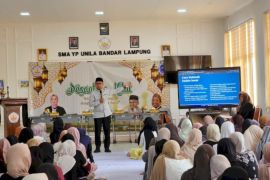 Anggota DPRD Lampung isi kegiatan pesantren kilat di SMA YP Unila