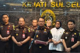 Mantan Pj Gubernur Sulsel ditahan terkait kasus dugaan korupsi nanas