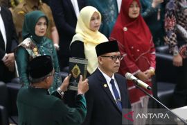 Prof Mirza Tabrani jabat Rektor Universitas Syiah Kuala