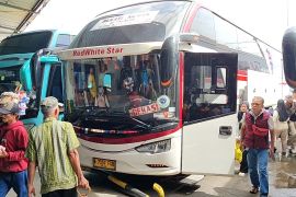10.486 penumpang diberangkatkan ke sejumlah daerah dari Terminal Merak