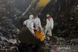 Seluruh korban longsor sampah Bantargebang ditemukan, operasi SAR resmi ditutup