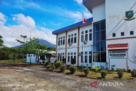 Disnakertrans Natuna buka posko layanan pengaduan THR Idul Fitri 2026