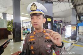 Polresta Malang awasi batas wilayah saat pembatasan angkutan barang