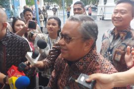 Prabowo memanggil Menkeu hingga Gubernur BI rapat di Istana Jakarta