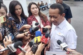 Menteri ESDM memastikan harga BBM bersubsidi tidak naik hingga Idul Fitri