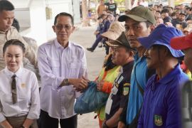 Baznas Batam salurkan bantuan ke 1.870 penerima manfaat dan 300 penyandang disabilitas