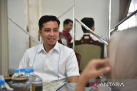 Sawahlunto beri penghargaan mahasiswa berprestasi untuk dukung penguatan SDM